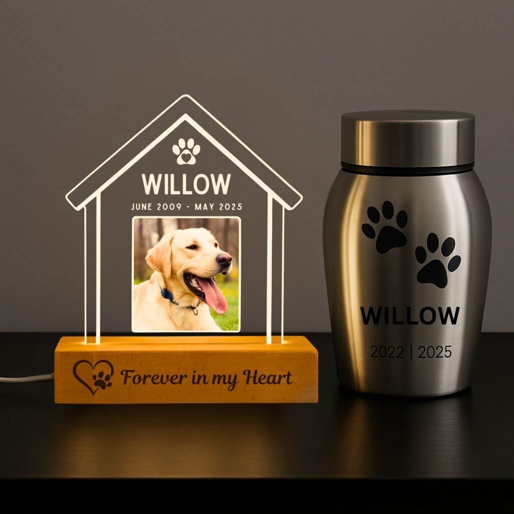 Personalised Pet Memorial LED Lamp with Photo – House-shaped Acrylic Plaque with Engraved Name & Dates