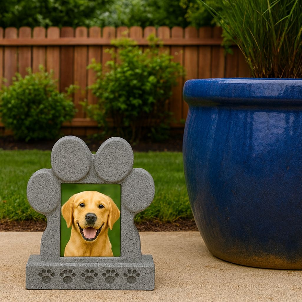 Paw-Shaped Pet Memorial Headstone with Photo & Tribute – Weatherproof Resin Grave Marker for Outdoor Display